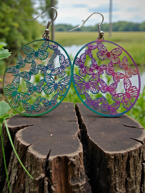 Boucles d’oreilles papillon ovales filigrane multicolore sur crochets platine inoxydable hypoallergéniques