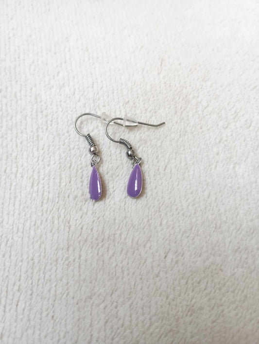 Boucles d'oreilles perle goutte violette