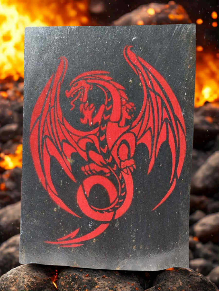 Ardoise déco peinture acrylique dragon mystique

Décoration murale artisanale en ardoise dragon vernie satiné