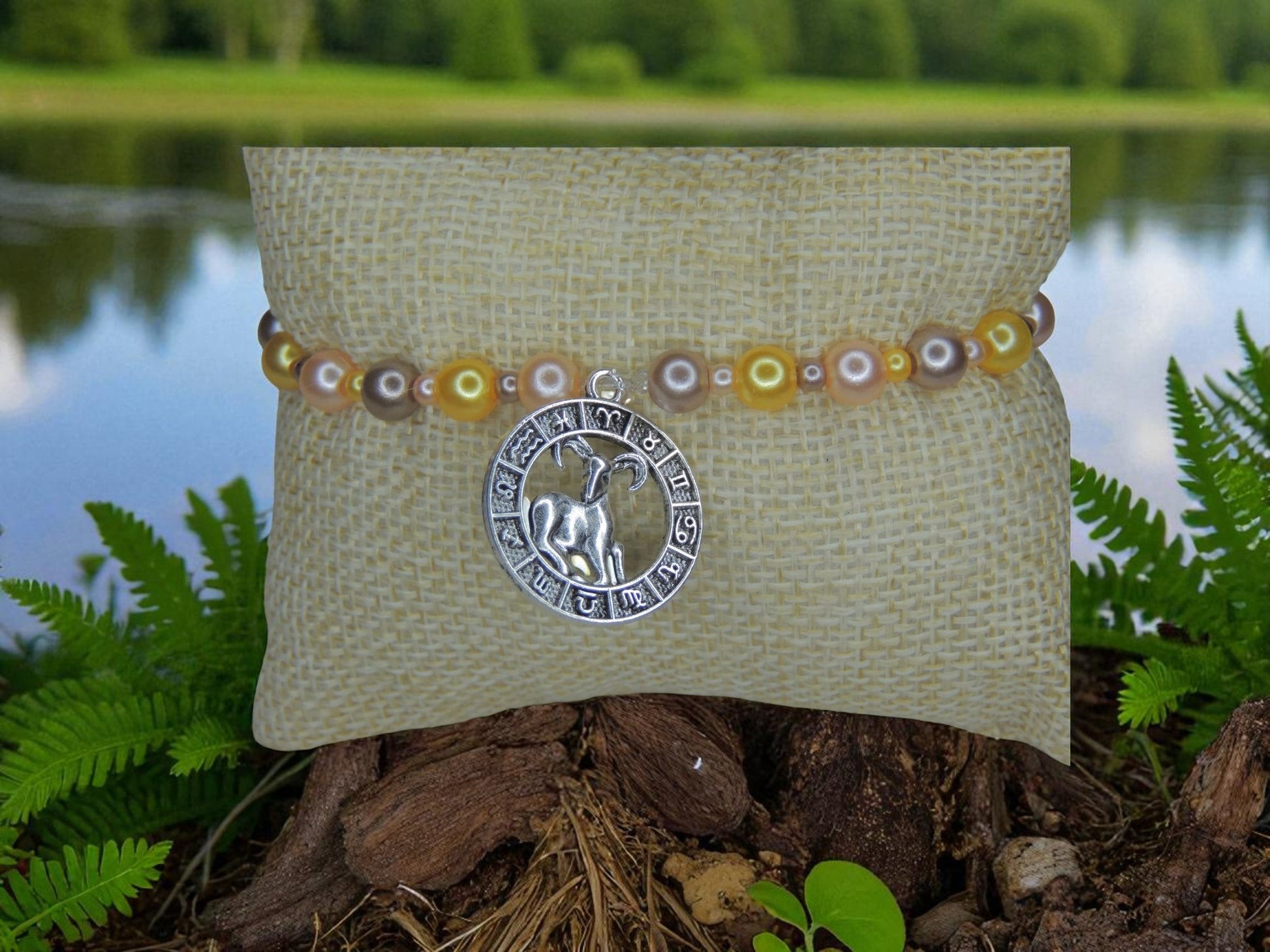 Bijou astrologique Bélier en perles et plaqué argent

Bracelet élastique personnalisé avec signe astrologique Bélier