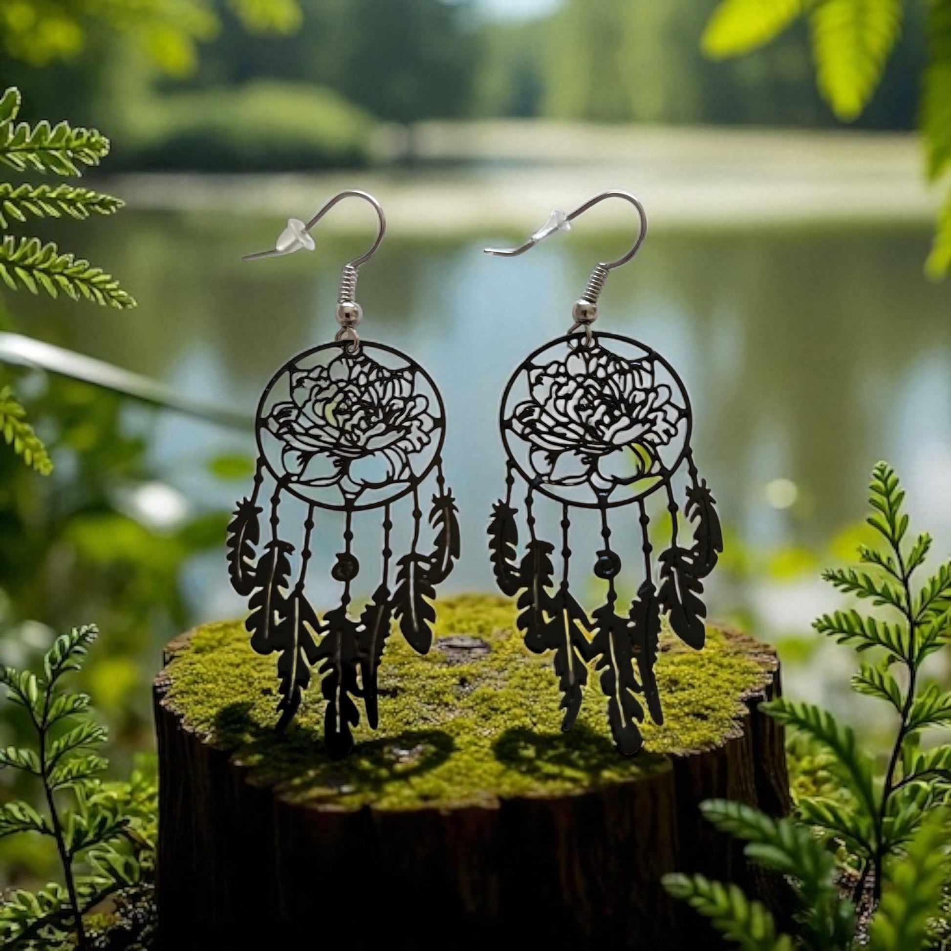 Boucles d’oreilles grand attrape-rêves noir en filigrane fin inoxydable

Bijoux bohèmes – boucles d’oreilles attrape-rêves noir en métal fin inox